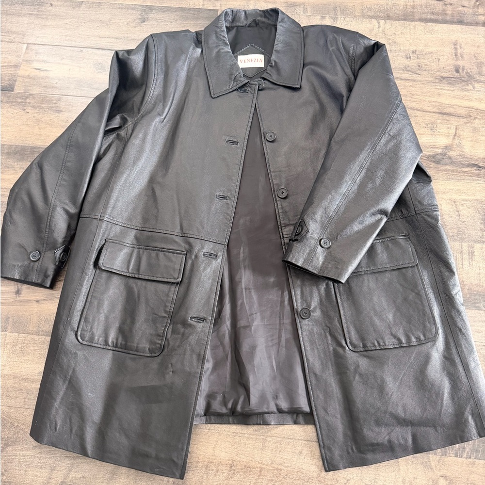 VTG Venezia Genuine Leather Jacket Women’s B0  Black Long Coat  Size Pocket